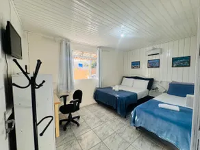 Large House|2 Bedrooms|Garage|accommodates up to 8 people - Image 4