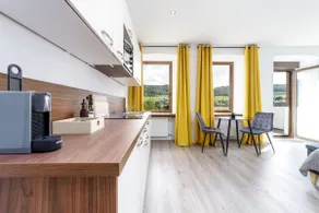 VonMos Moselblick Suite S balcony - Image 3