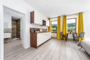VonMos Moselblick Suite S balcony - Image 5