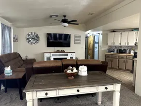 Rustic home with boat/RV parking - Image 5