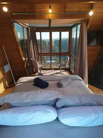Mountain Chalet with stunning views - Image 3