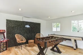 Modern Log Cabin at the beach with Hot Tub, Game Room and Fire Pit - Image 2