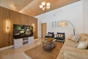 River Front-Private Pool-Walk to Beach-Kayaks - Image 4