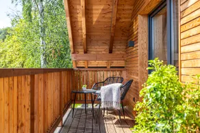 Design Challet with Hot Tub & PS5, Stunning View - Image 5