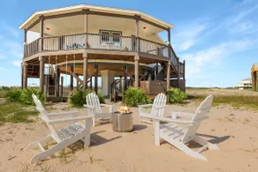 ”The Good Life”: Hot Tub, RV Pad, Fire-Pit & Beach - Image 5