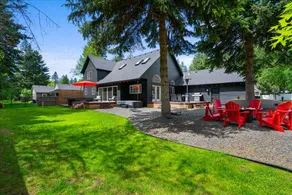 Lake, Hot Tub, Golf Retreat - Image 4