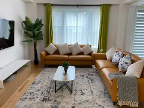 New 4 BR Spacious Home in Barrie - Image 2