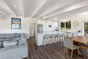 Honey Bee Lodge at Goughs Bay - Image 4