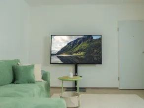 Scandi Apartment Downtown - Image 2