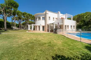 House of charm with private pool - Image 5
