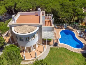 House of charm with private pool - Image 4