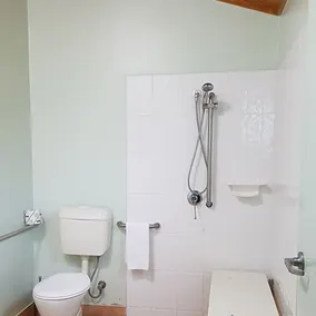 2 Bedroom Cabin - Image 4