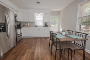 The Short Shack - Image 4