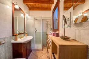 5 min from the sea - Jacuzzi Garden Parking Wifi - Image 5