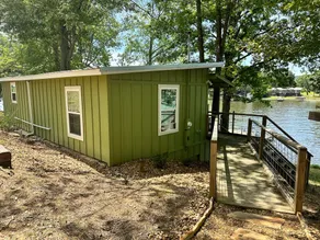 The Sugar Shack a cozy escape on Weiss Lake. - Image 2