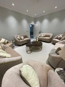 Villa with a hall, two bedrooms, two living rooms, and a sitting room - Image 2