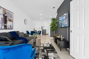 Luxe 2BR Townhome | Pool | Close to Beach - Image 3