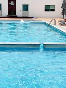Residence for up to 11 people, beautiful house with a clubhouse and pool - Image 4