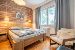 3BR Prime Location Wonderful Spacious Apt. - Image 2