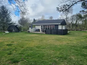 Summer house in a nice and quiet area. - Image 4