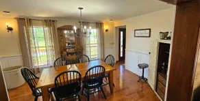 Spacious Private Home - Image 2