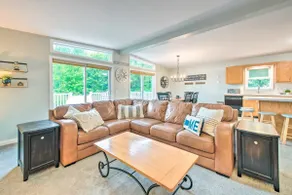 Elk Mountain Lake House & Ski Lodge – 3BR/2BA Lake - Image 2