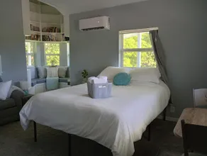 Amish Country Cottage - Image 4