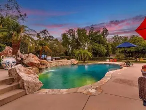 Sunset House - Image 3