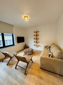 Urbanchic Chill 3B - Image 5