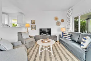 4 BDRM Beach House - two blocks from North beach - Image 2