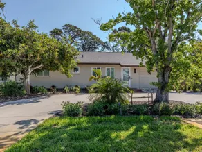 Venice Island Home w Heated Pool - Image 3