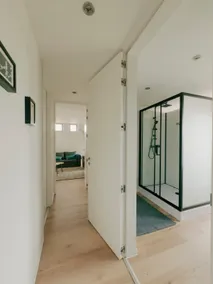 Studio ”Next Door” - Image 5