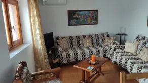 Hiker's house - Image 3