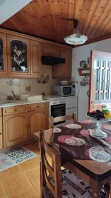 Hiker's house - Image 5