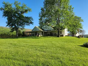 Mommas Farmhouse - Image 4