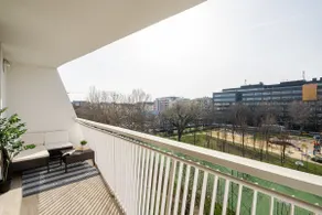 Sunshine Luxe Living - Free Park - Image 2