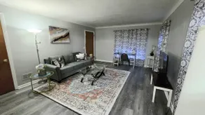 Cute 1Bd Apt close to everything - Image 1