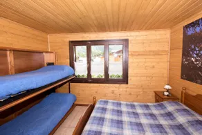 Family-friendly chalet - Image 5