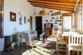 Caminada Terrace : peaceful mountains & sea view - Image 5