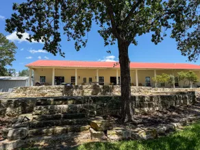 Laguna Jacks Lake Front Getaway - Image 2