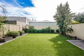 Family and Pet-friendly home | 1 min to the beach - Image 5
