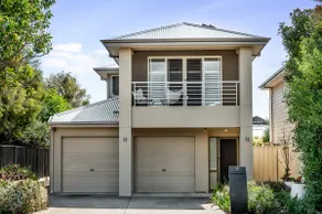 Family and Pet-friendly home | 1 min to the beach - Image 3