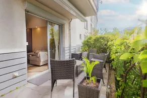 Lovely apartment with terrace near airport - Image 4