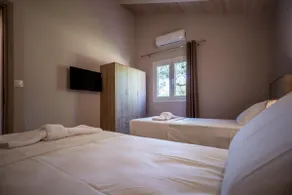 Irida Residence - Image 5
