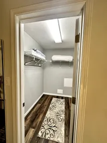 Cozy entire private basement - Image 5