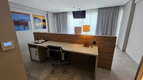 Silverton - Standard Apartment - Image 2