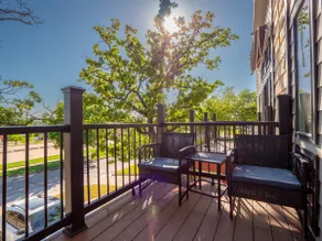 New Downtown Duplex with Pickleball/sport court - Image 5