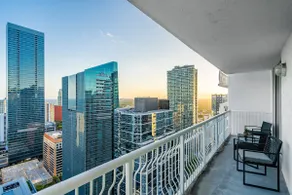 1BR/1BA Penthouse |Brickell Views + Ocean Backdrop - Image 2