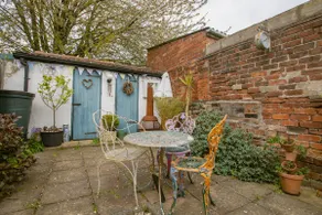 Cosy town house near The Castle | Pass The Keys - Image 2