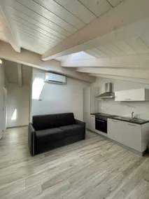 Attic 4th floor - Image 2
